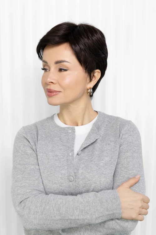 Peruka Izar color: dark chocolate_bok.webp