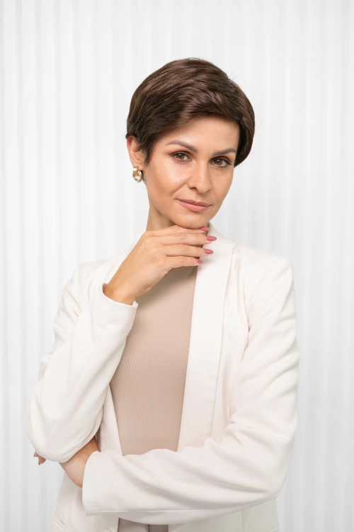 Peruka Camilla kolor: 6.jpg